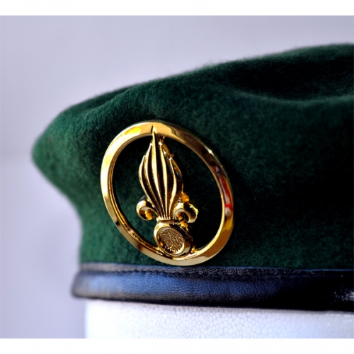 INSIGNE DE BERET LEGION doré 2