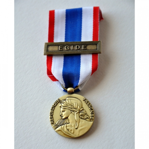 AGRAFE EGIDE pour médaille protection militaire 2