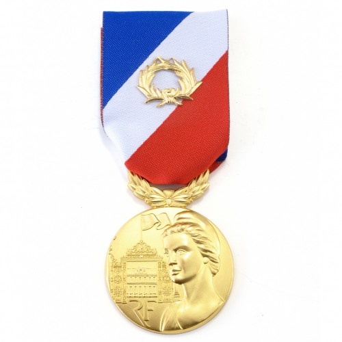 MEDAILLE SECURITE INTERIEURE OR avec écrin inclus. 6